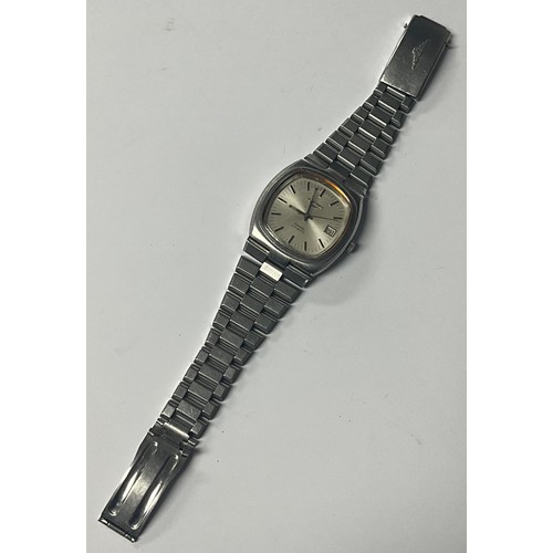 5138 - A Longines Admiral Automatic stainless steel wristwatch, the  shaped square champagne dial with bato... 