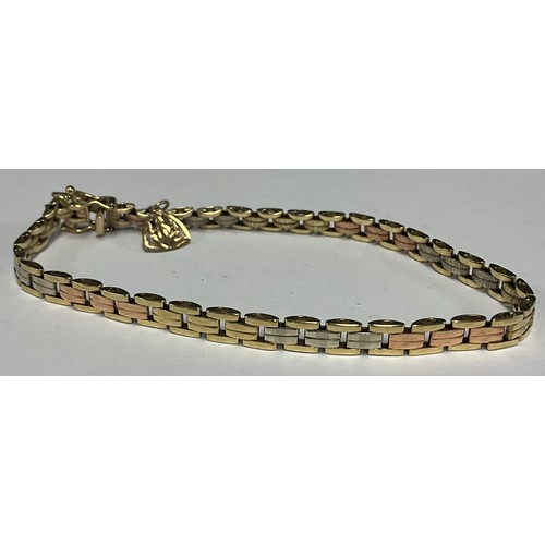 5164 - An Italian 9ct gold two tone textured three bar bracelet, 5mm wide, 19.5cm long, 8.7g