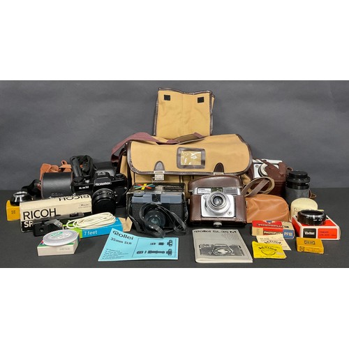 5491 - Cameras - Rolleiflex SL35 M 35mm slr camera body, 1,8 50mm and 135mm lenses, Ilford Sportmatic etc