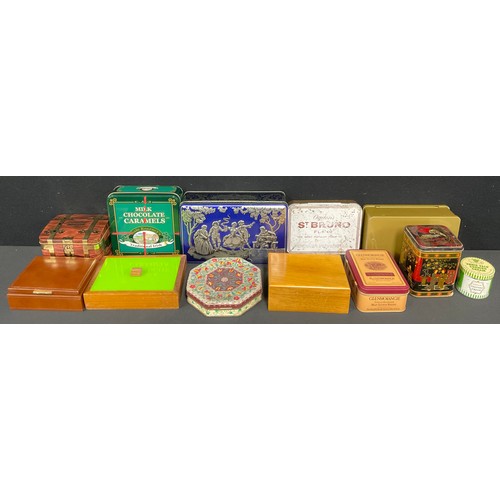 5535 - A number of 20th century printed tin boxes and other presentation boxes (12)