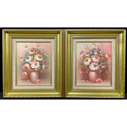 5538 - K Stone, Contemporary , a pair, Spring Flowers, signed, oils on canvas, 25cm x 20cm (2)