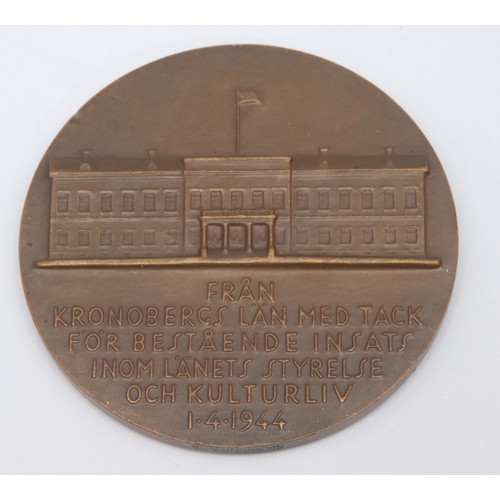 242 - Numismatics - a commemorative bronze medal, for the County Governor of Kronoberg, Sweden, Obv. image... 