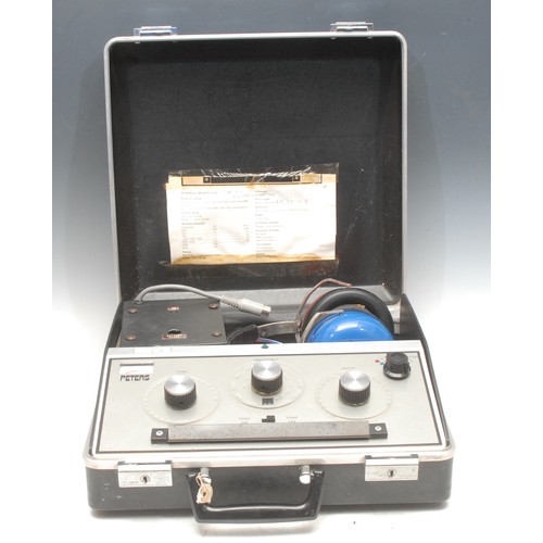 219 - Medical Interest - Vintage Technology - a Peters audiometer outfit, Tone, Frequency and Mask dials, ... 