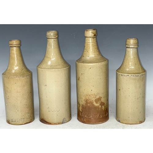 945 - Advertising, Bottles - a Chesterfield slip glazed stoneware porter, impressed 'I & T P Wood', 25cm h... 