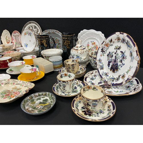 188 - 19th/20th century tea ware including; Newhall, Sunderland lustre, Aynsley, Rockingham; etc