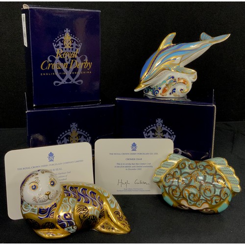 30 - Royal Crown Derby paperweights including; Harbour Seal, limited edition 668/4500, with certificate, ... 