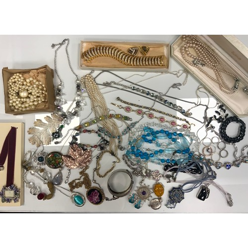 306 - Jewellery - Victorian rose metal and silver belt buckle hinge bangle, Birmingham 1885, 32.6g gross, ... 