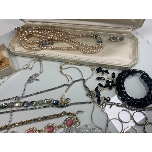 306 - Jewellery - Victorian rose metal and silver belt buckle hinge bangle, Birmingham 1885, 32.6g gross, ... 