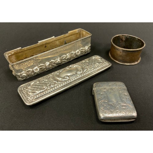 331 - A late Victorian silver vesta case, Hayes Brothers, Birmingham 1892;  trinket box, Walker & Hall, Sh... 