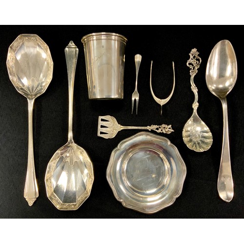 337 - Silver - a dual set of George V salad spoons, Sheffield 1930; other  Continental silver, 366.7 grams