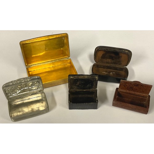 328 - A pewter sporting dog snuff; four others