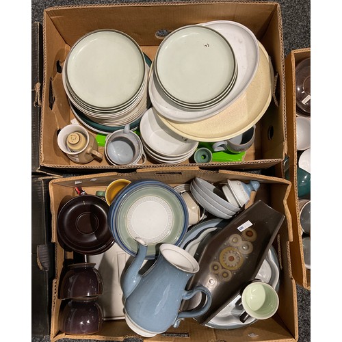 500 - A quantity of Denby tableware, various patterns, including Reflections, Whisper, Cotswold, Memories,... 