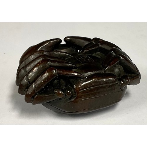 72 - A Japanese bronze desk weight, as a crab, 7cm wide, marks to base