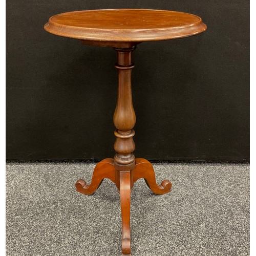 205 - A Victorian mahogany lamp table, circular top, turned column, tripod feet, 71cm high, 45cm diameter