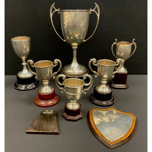 271 - A silver twin handle trophy cup, DD & D Billiards League, The Beaumont Cup, C Division, Aggregate, R... 