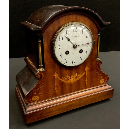 200 - A Edwardian mantel clock, mahogany case with inlaid decoration, brass columns, eight day movement, E... 