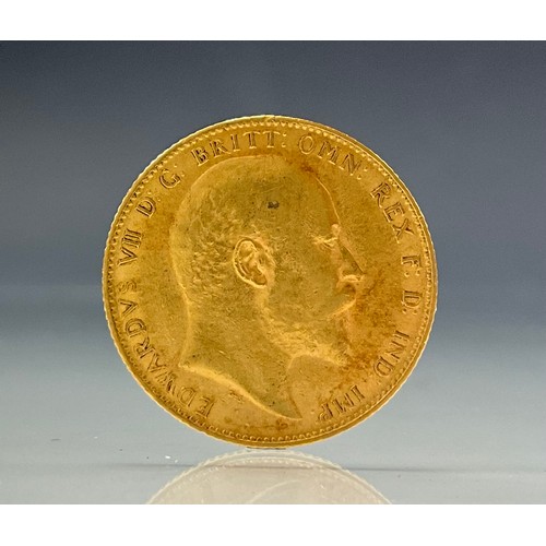 324 - An Edward VII Sovereign, 1909, London mint, 8g