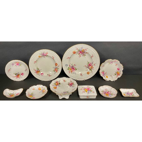 92 - Royal Crown Derby posies inc small comport, fluted plate and bowls, trinket dishes vase etc