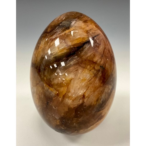 1953 - A large Derbyshire Blue John fluorite egg, approx. 13cm long, 7.7cm diameter