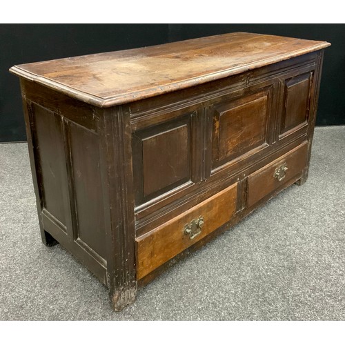 1915 - An 18th century oak Lancashire chest, 67.5cm high, 120cm wide, 49.5cm deep