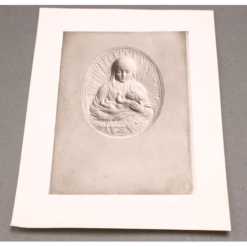 678 - Alfred Lyndhurst Pocock (1882 - 1962), a carved oval, ceramic plaquette, Madonna and Child, 7.5cm, u... 