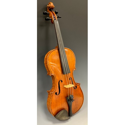 1472 - Carlo Storioni, A full size violin (4/4), two-piece maple back of good figure, equally well-figured ... 