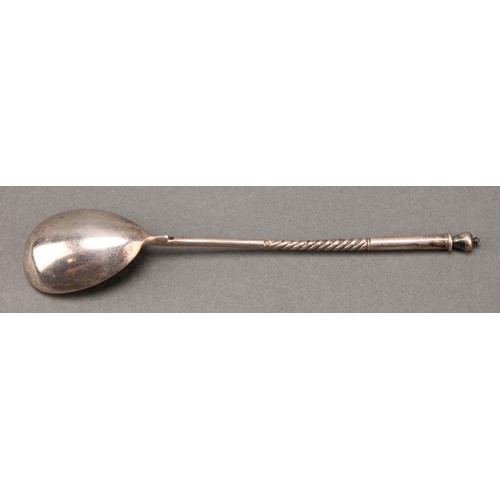 402 - A set of six Russian silver spoons, knop terminals, wrythen stems, 14cm long, 84 zolotnik marks, 104... 