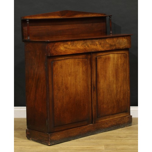 1901 - A George IV mahogany chiffonier, pointed-arch cresting, rectangular superstructure on Doric supports... 