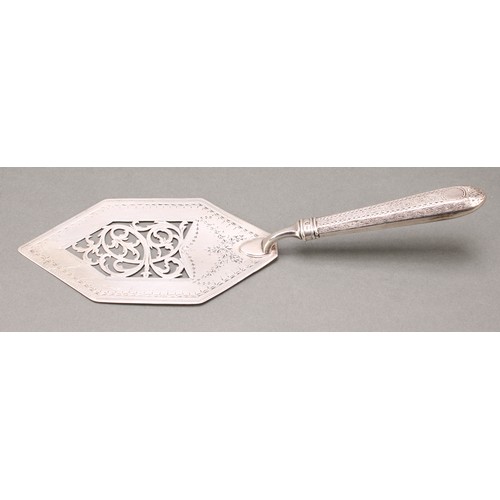 130 - A George III silver patisserie slice, the blade pierced with foliate scrolls, the haft chased with f... 