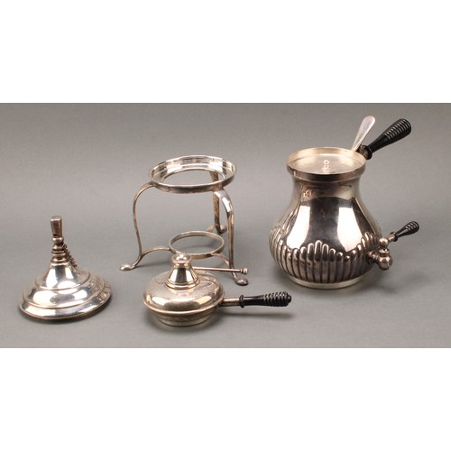 57 - An early 20th century E.P.N.S patent cafetiere, stand and burner, The Caffeta, L.W Pat.9621/09, whis... 