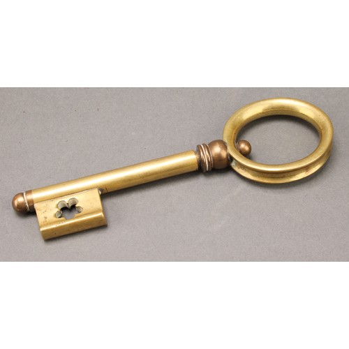 2119 - Helixophilia - a 19th century brass novelty direct-pull corkscrew, as a key, steel worm, the ward pi... 