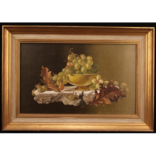 767 - Lodewijk Karel Bruckman (1913 - 1980)
Still Life, Grapes and Leaves on a Stone Ledge
signed, dated 1... 