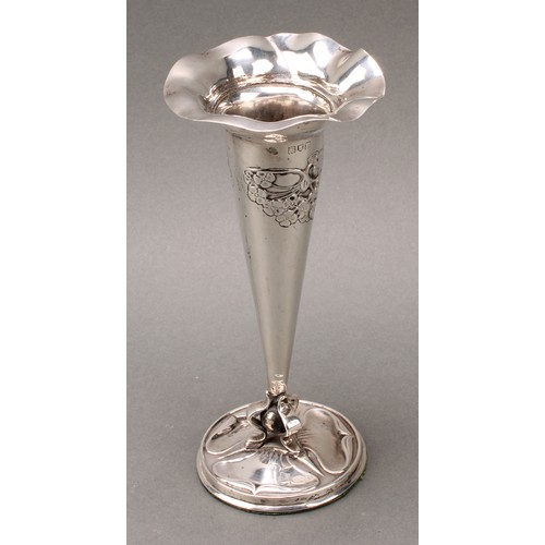 149 - A pair of Art Nouveau silver flower vases, each embossed with stylised flowers, wavy everted rims, s... 