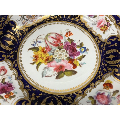 1332 - A pair of Bloor Derby Earl Ferrers pattern dessert plates, c.1815, with armorial crest and floral pa... 