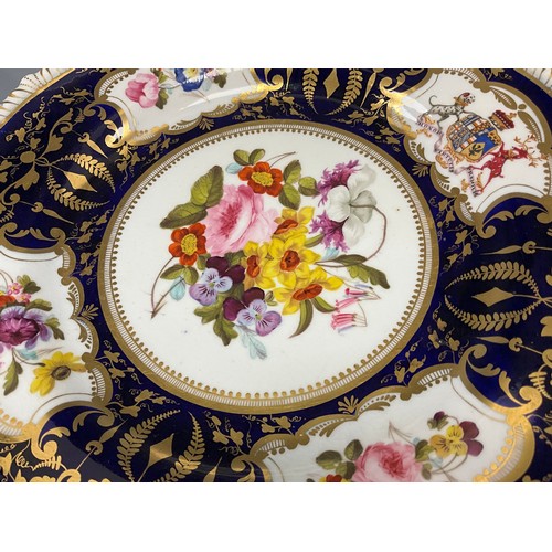 1332 - A pair of Bloor Derby Earl Ferrers pattern dessert plates, c.1815, with armorial crest and floral pa... 