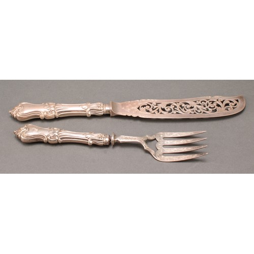 5 - A pair of Victorian silver Albert pattern fish servers, 32cm & 24.5cm long, John Gilbert, Birmingham... 