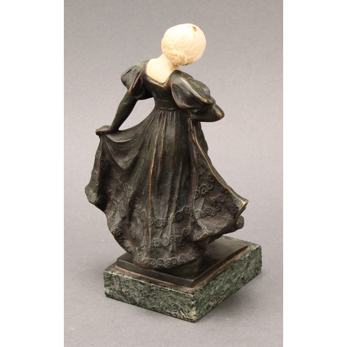 1710 - Anton Endstorfer (Austrian 1880 - 1960), after, a chryselephantine bronze, a young girl stepping out... 