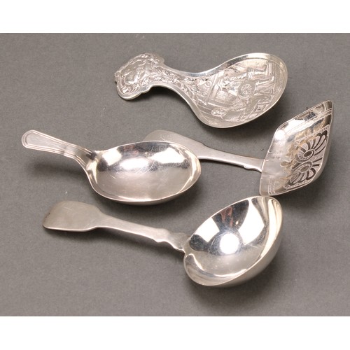 63 - A George III silver caddy spoon, rounded rectangular bowl engraved with wrigglework, 8cm long, Josep... 