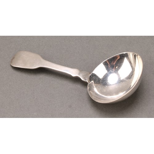 63 - A George III silver caddy spoon, rounded rectangular bowl engraved with wrigglework, 8cm long, Josep... 