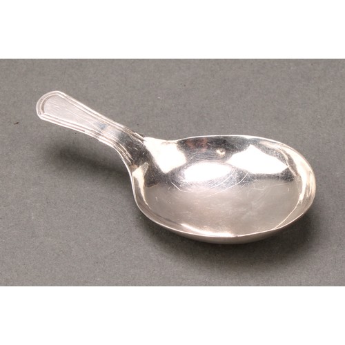 63 - A George III silver caddy spoon, rounded rectangular bowl engraved with wrigglework, 8cm long, Josep... 