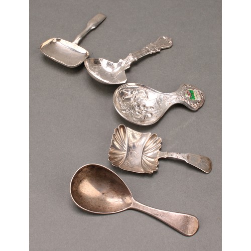 361 - A George IV silver Old English pattern caddy spoon, quite plain, 9cm long, William Bateman, London 1... 