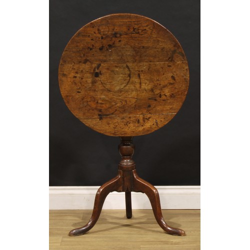 1900 - A George III oak tripod occasional table, near-circular tilting top, turned column, cabriole legs, 7... 