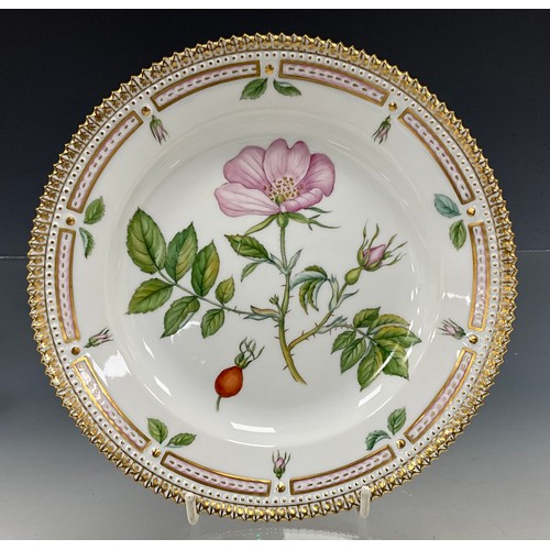 1153 - Royal Copenhagen Flora Danica hand painted plate Rosa Tomentosa 19cm dia, printed marks, boxed