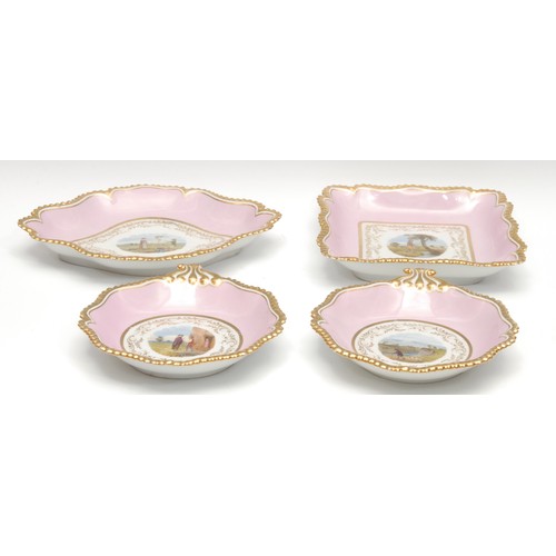 1278 - A Flight Barr and Barr part dessert service, comprising a pair of shell shaped dishes, a navette sha... 