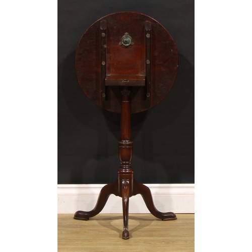 1672 - A 19th century mahogany tripod wine table, circular tilting top, turned column, cabriole legs, point... 