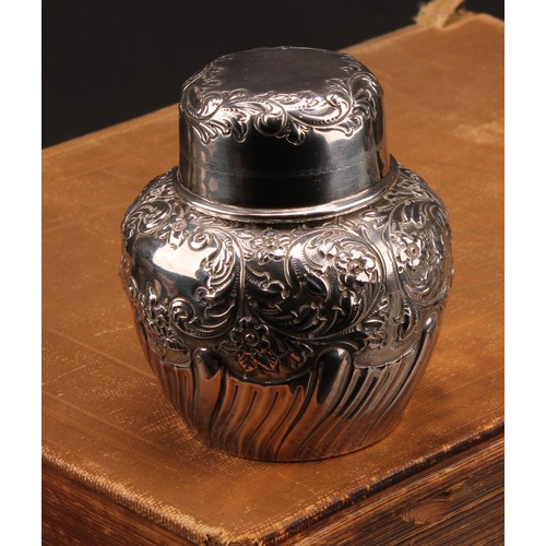 319 - A Victorian silver tea caddy, by W & C Sissons (Walter & Charles Sissons), the press close cover wit... 