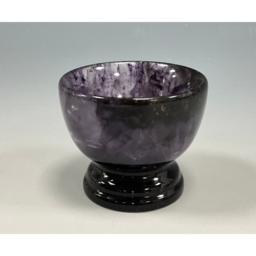 1938 - A Derbyshire Blue John fluorite Cliff Blue Vein bowl, 3.6cm high, 43mm diameter, Treak Cliff Cavern ... 