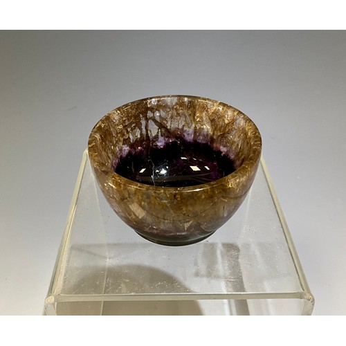 1948 - A Derbyshire Blue John fluorite Miller vein bowl, strong colour change body, 3.2cm high, 5.8cm diame... 