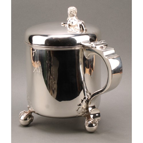 138 - A large Victorian silver tankard, of 18th century design in the manner of a Scandinavian peg tankard... 