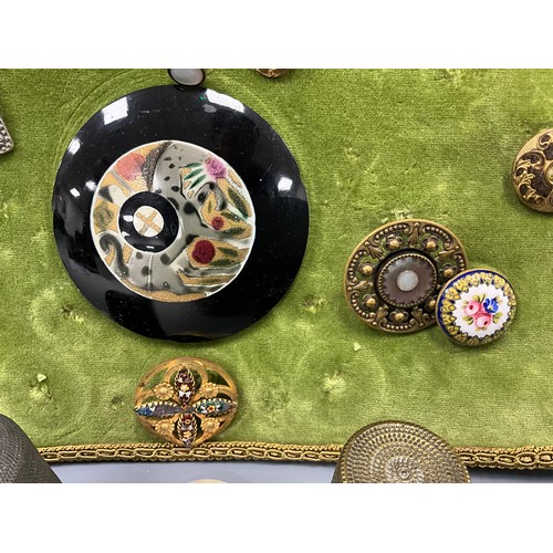 709 - Buttonology - a collection of Victorian and later buttons inc mother of pearl carved, enamelled, pre... 